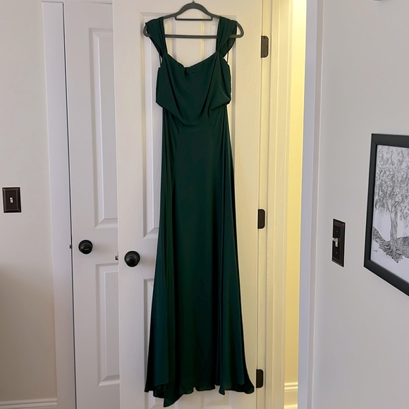 Reformation, size 8, emerald green, evening gown - Picture 3 of 6